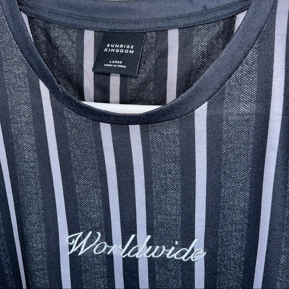 Sunrise Kingdom Strip Tee Size L - Picture 6 of 9
